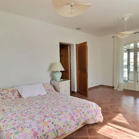 Jps Avec Piscine, Au Calme Roquebrune-sur-Argens